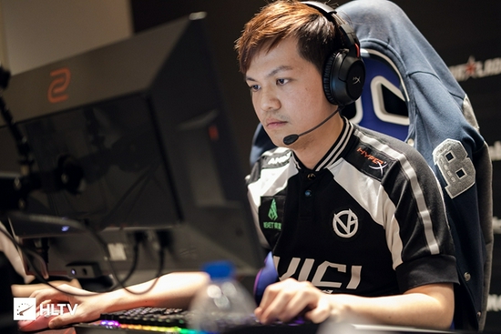 AG.AL战队夺得电竞世界杯王者荣耀项目冠军